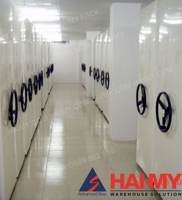 5 lý do chọn kệ mobile shelving